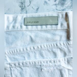 GRLFRND Women’s The Jourdan Denim Shorts, Size 29 in white, like New! Distressed
